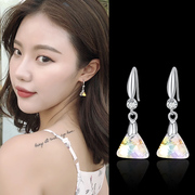 耳钉女韩国气质时尚个性，百搭三角形几何，奥地利水晶耳环简约短款银