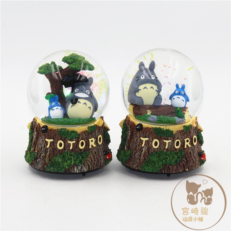 日式杂货龙猫水晶球宫崎骏旋转带灯音乐盒生日