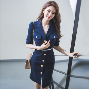 夏装2024韩版时尚，修身单排扣职业装中长款包臀气质，短袖连衣裙