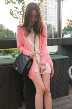 毛衣<em>开衫搭配</em>_kanaomi 2013<em>秋冬</em>新款 粉嫩兔