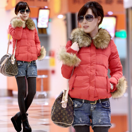 【暖暖上货】美特斯邦威<em>羽绒服女短款</em>2013冬