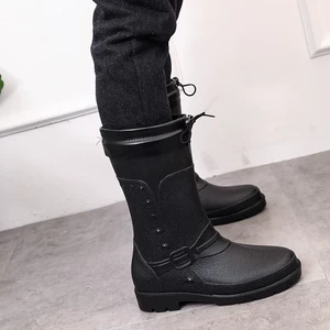 Giày cao su trong ống có giày đi mưa cho nam Giày đi mưa nam mùa thu và mùa đông Giày nam thời trang Hàn Quốc đi giày cao cổ chống nước - Rainshoes