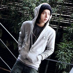 灰色棉<em>马甲配什么衣服</em>好看呀?–淘宝服装服饰