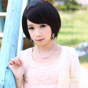 假发热卖斜刘海设计迷人<em>女发型短发</em>简介_小罗