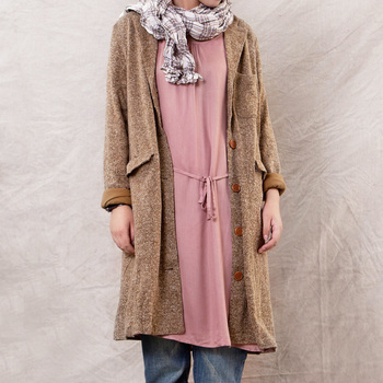 风衣<em>搭配</em>_O2氧气生活 2013秋冬装棉麻<em>外套驼</em>