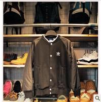 <em>三叶草</em>鲨鱼运动张亮陈奕迅<em>开衫连帽</em>卫衣<em>外套</em>包