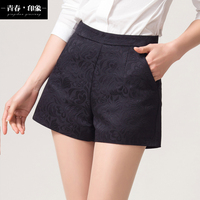 短压夹-殊压纹细格子<em>A字短裤</em>2015冬季新款高