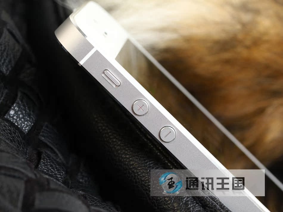 Мобильный телефон Apple Iphone 16G Мобильный телефон Apple Iphone 16G