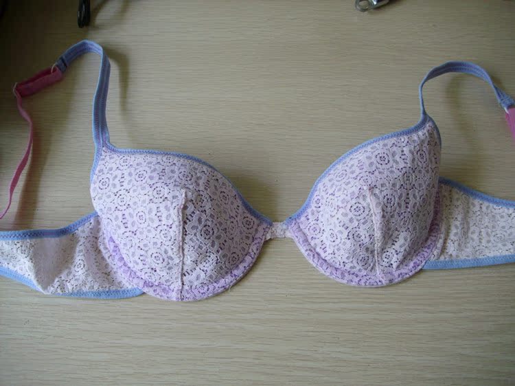 外贸 夏季薄款 蕾丝<em>胸罩</em> 有衬带钢托<em>文胸</em> 适合3