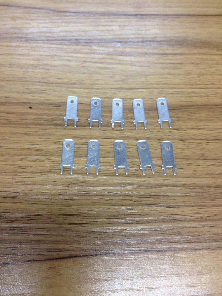 6.3·Ƭ PCB庸Ƭ 250Ӽӳ 0.8 Ӳ19.6mm