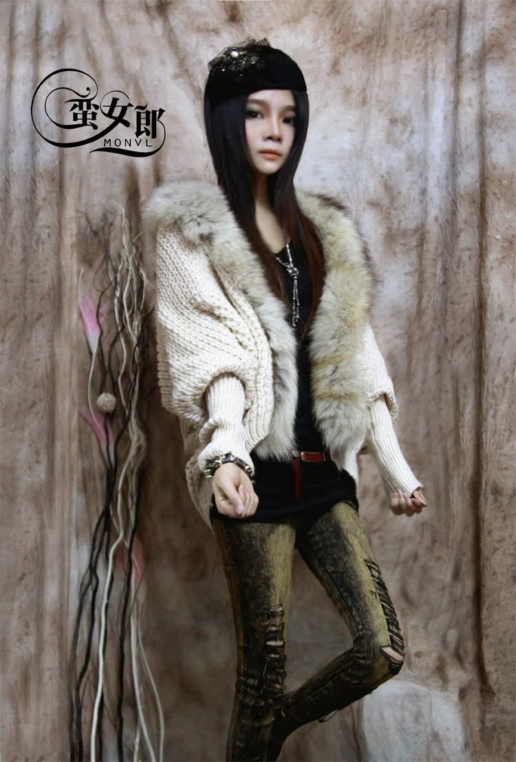 Свитер женский Pretty girl 2012 QIAO Нейлон Зима 2012 Длинный рукав Рукав "летучая мышь" Отложной воротник Свитер женский Pretty girl 2012 QIAO Нейлон Зима 2012 Длинный рукав Рукав "летучая мышь" Отложной воротник Бантик бабочкой, Кружевная оборка, Ручная полировка, Рваные, Ажурная резьба, Складки, Со вставками из полотна, Вышивка, Складки, Ажур, Набивка и крашение, Смешанные ткани, Фурнитура с объёмным эффектом, Волны, Объемный рисунок, Ласточкин хвост Супат