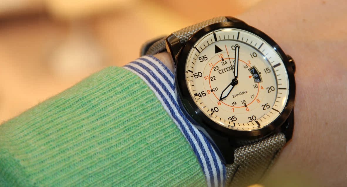 Наручные часы Citizen AW1360 Наручные часы Citizen AW1360