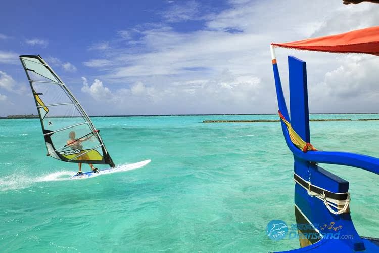 马尔代夫马富士瓦鲁岛水上活动