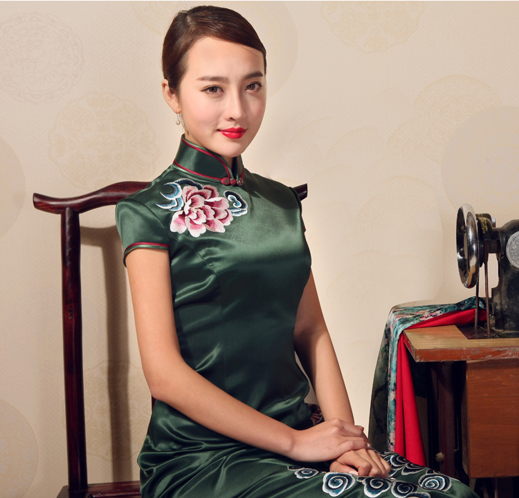 Love of birds 2015 Summer New elegant Chinese Antique long qipao heavyweight silk embroidery cheongsam QD698 EMERALD XXL picture, prices, brand platters! The elections are supplied in the national character of distribution, so action, buy now enjoy more preferential! As soon as possible.