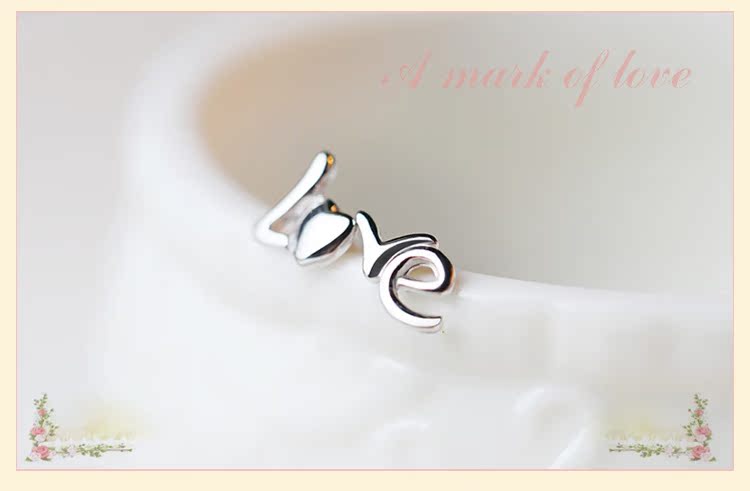 Гвоздики To silver 925 LOVE Гвоздики To silver 925 LOVE