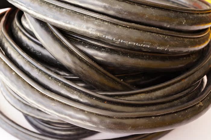 Inlet line / Japan Ancient river / furukawa   vctr flexibility Drag chain 6 core Twist 1.5 square Multicore Cable