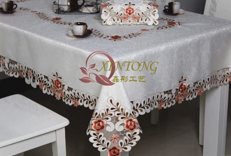 Скатерть Xin Tong 809 6730 Скатерть Xin Tong 809 6730