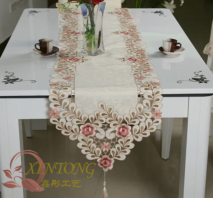 Скатерть Xin Tong 809 6730 Скатерть Xin Tong 809 6730