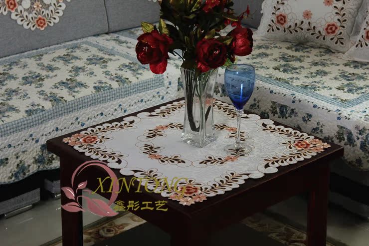 Скатерть Xin Tong 809 6730 Скатерть Xin Tong 809 6730