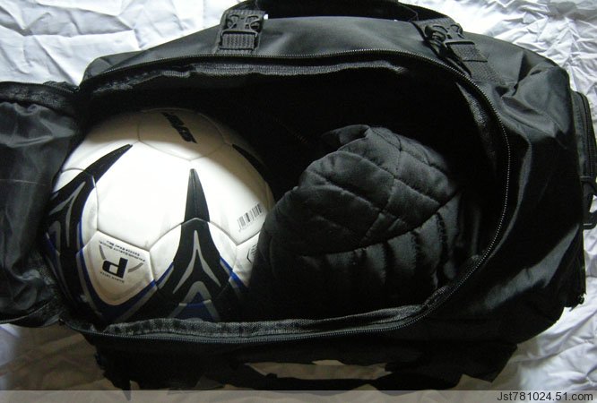 Beijing Guoan Football bag   Basketball bag   Inclined shoulder bag   Backpack   Sports bag Casual Bags Travelling bag Fitness bag