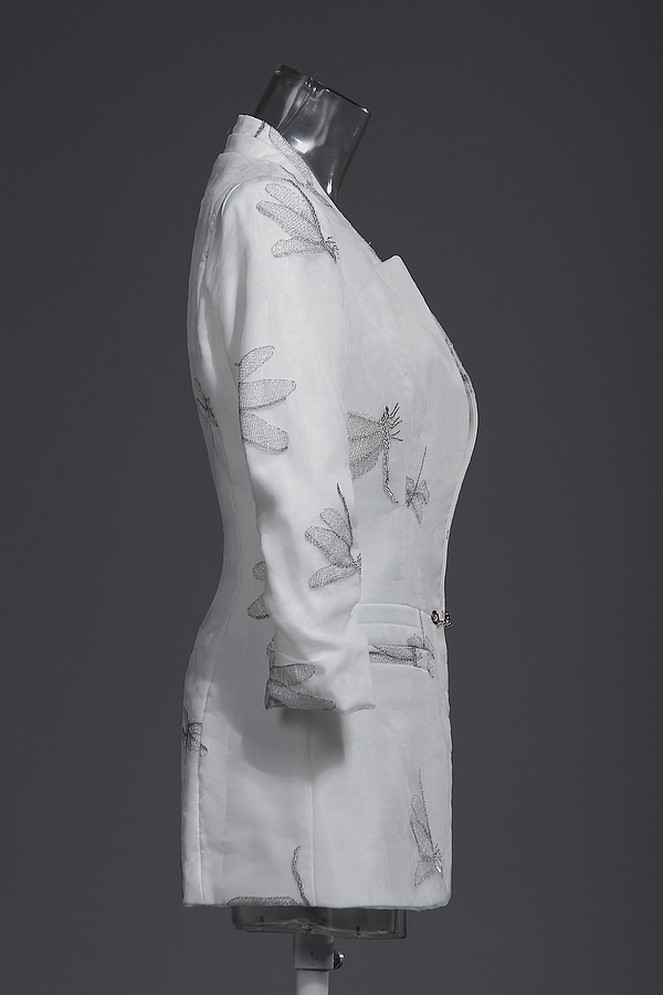 Короткая куртка Neck sleeves tensa j31415 2014 Короткая куртка Neck sleeves tensa j31415 2014