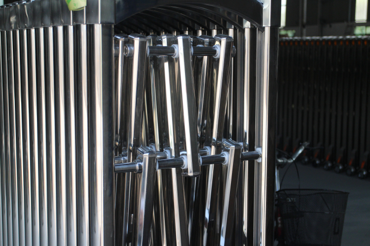 铝合金门 铝合金大门 铝合金自动伸缩门 电动伸缩门