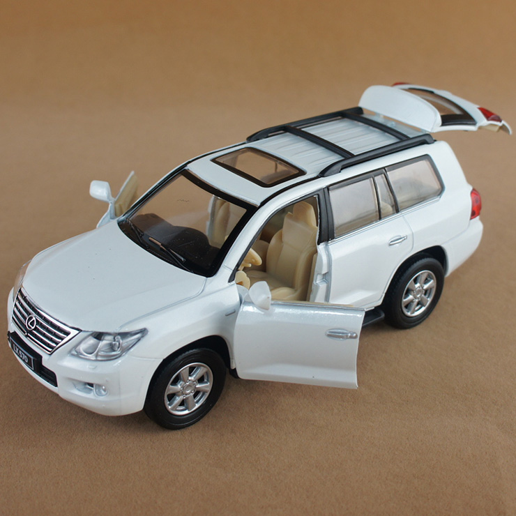 彩珀 雷克萨斯 lx570 儿童回力合金汽车模型玩具 硬派suv声光版