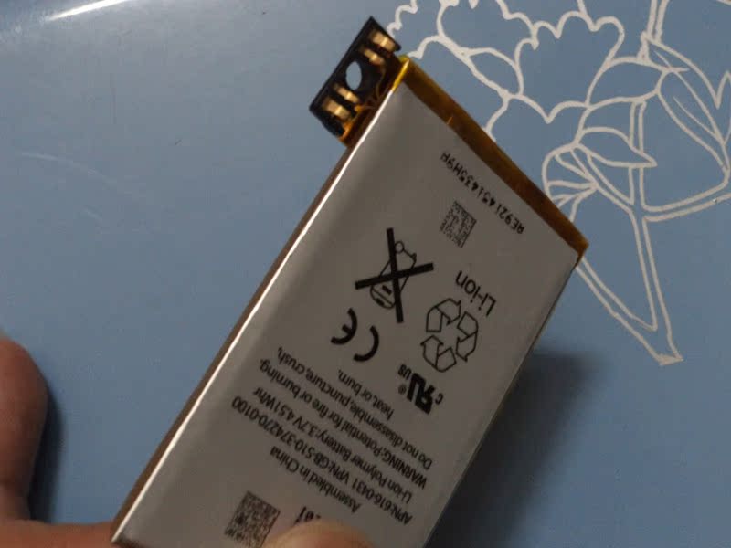 АКБ Второе поколение новый оригинальный Apple iphone3gs батарея 3gs Оригинальный аккумулятор трех поколений АКБ Второе поколение новый оригинальный Apple iphone3gs батарея 3gs Оригинальный аккумулятор трех поколений