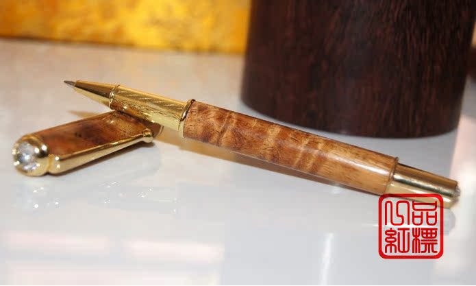 【厂家批发 黄花梨钢笔 高档签字笔\/商务用笔 送