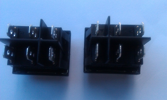 Обогреватель The Airmate HC1808/-8 HC2215/-8 10 Обогреватель The Airmate HC1808/-8 HC2215/-8 10