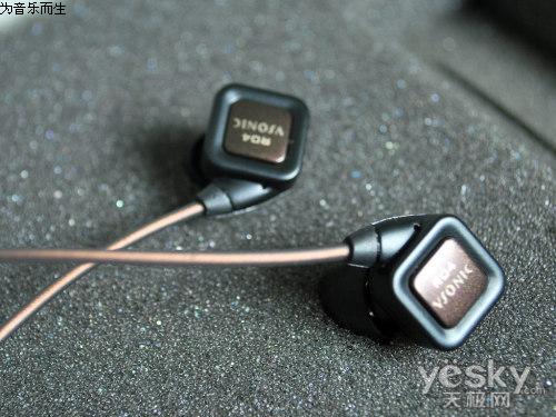 Наушники Vsonic R04PRO GR04 R04PRO( Vsonic / Wetzel Nicole Наушники Vsonic R04PRO GR04 R04PRO( Vsonic / Wetzel Nicole