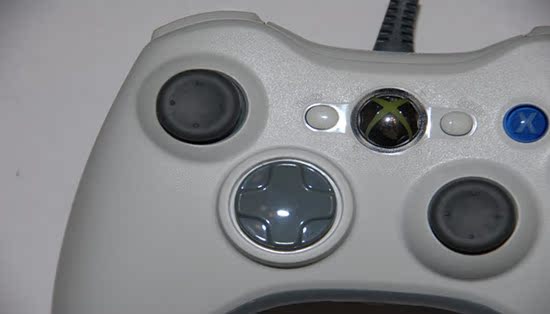 厂家直销?<wbr>XBOX360有线手柄?<wbr>新款slim?<wbr>360游戏手柄?<wbr>PC/电脑手柄