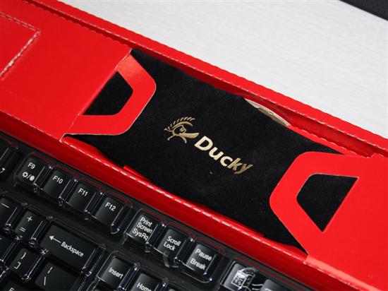 龙年Ducky升级作 9008G2 Pro茶轴键盘