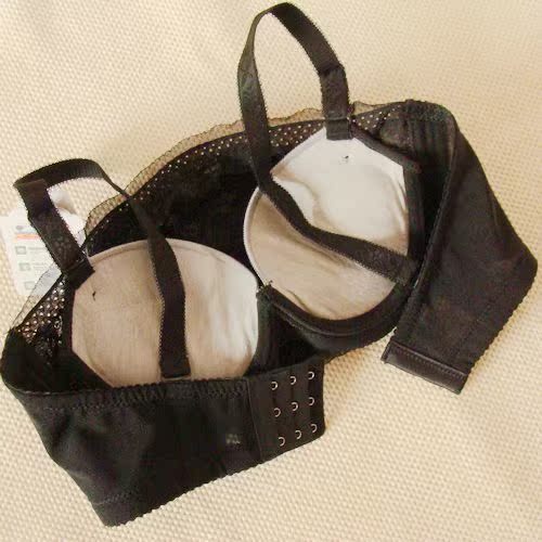 <em>天姿芳</em>专柜正品<em>文胸1205</em> B杯厚杯精美蕾丝侧
