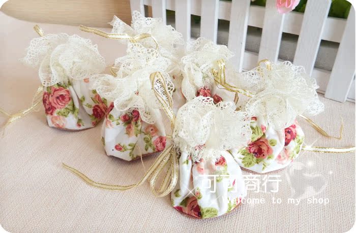 Декоративное оформление столов и стульев Made in China W04 Декоративное оформление столов и стульев Made in China W04