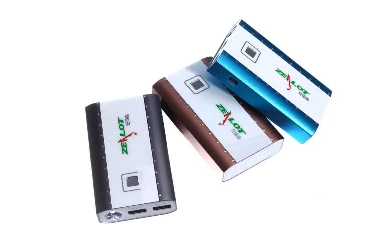 Аккумулятор Zealot Iphone4s/5 10000 Аккумулятор Zealot Iphone4s/5 10000