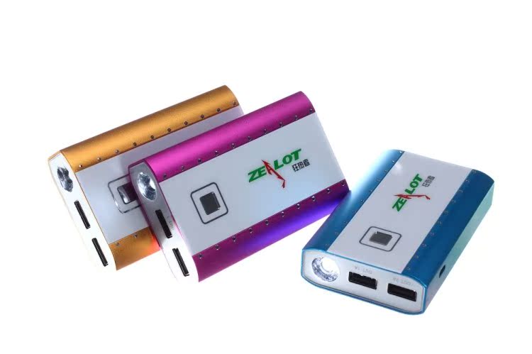Аккумулятор Zealot Iphone4s/5 10000 Аккумулятор Zealot Iphone4s/5 10000