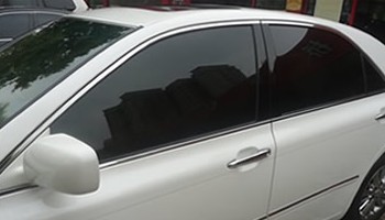 侧后档黑衣骑士