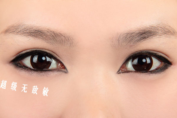 敏敏 新浪微博 @超级无敌敏 (约片 彩妆造型等