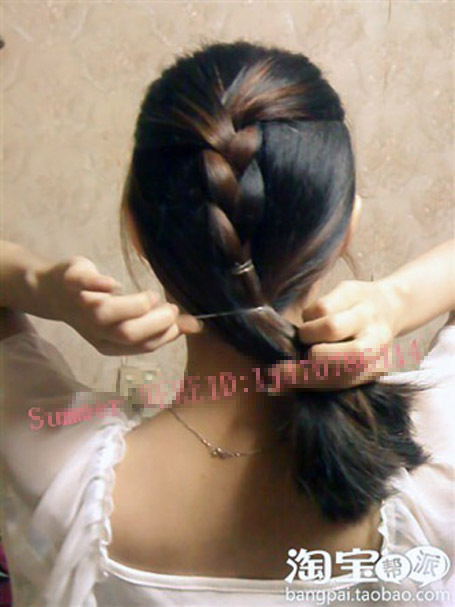 如何<em>编头发</em>夏季花样马尾72变!超实用~~_mp2