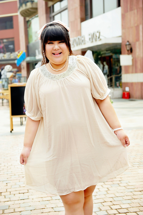 <em>胖人</em>服饰搭配 大码<em>女装</em> 胖模特真人秀 - 画报 - 