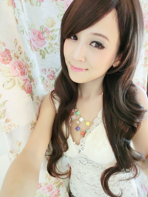 小依の彩妆★夏日打造透明感~清新大眼妆容 - 画报 - 淘宝网