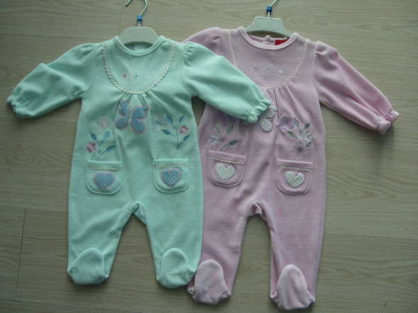 我要买男BB,婴儿内衣套装,什么品牌质量好?给