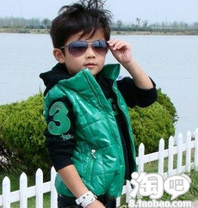 适合<em>3岁</em>半<em>男童</em>穿的超酷的短装<em>马夹</em>,适合春秋季