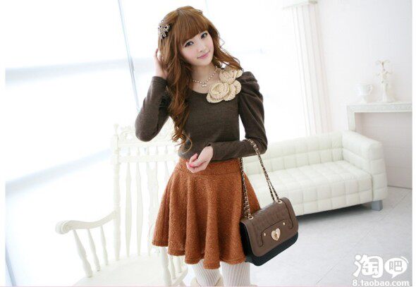 求购这款绒绒,<em>领口</em>针织花的针织衫/<em>毛衣</em>,要一<em>摸</em>