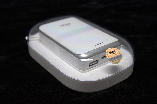 小身材大容量 爱国者动力舱FB12000移动电源