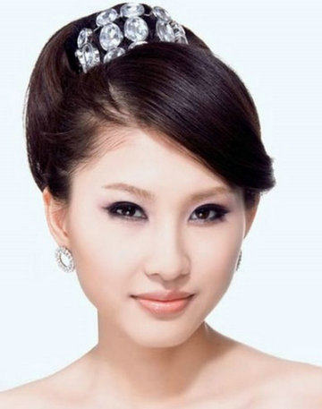 端庄雅致新职业<em>盘发</em>娘<em>发型</em>尽显华贵高雅_xu7