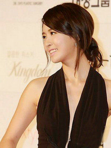 返璞头发短怎么扎<em>好看</em>归真黑发<em>韩国女星最</em>纯美